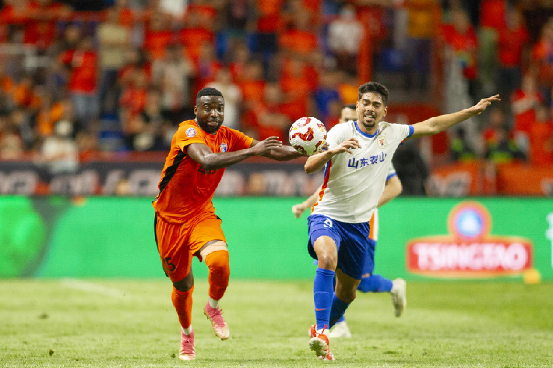 关于赛地聚焦：中超清晨热度飙升，印第安纳步行者完成体检，信心回归，轮换策略成焦点的信息